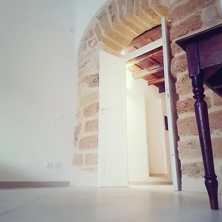 Greco Abatellis Bed and Breakfast 2*